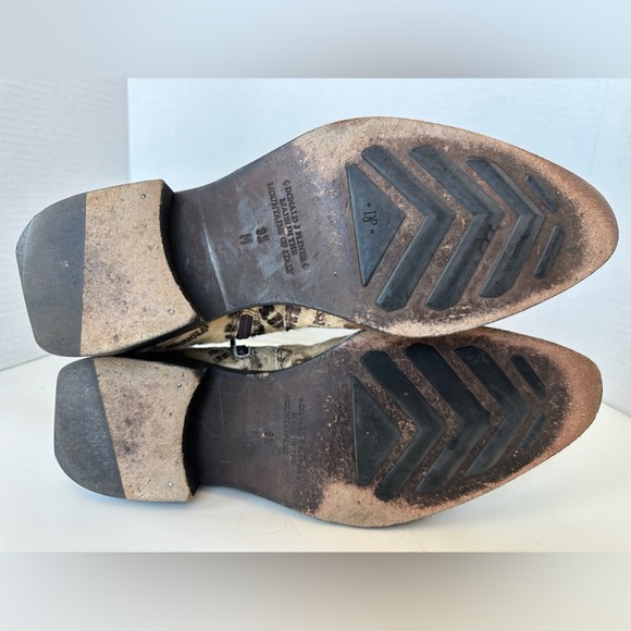 Donald J. Pliner Josh Newspaper Distressed Calf Hair Men’s Boot Size 9.5 - Picture 6 of 10